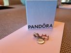 Queen bedeltje Pandora  zilver-rosé, Handtassen en Accessoires, Bedels, Ophalen, Zo goed als nieuw, Pandora