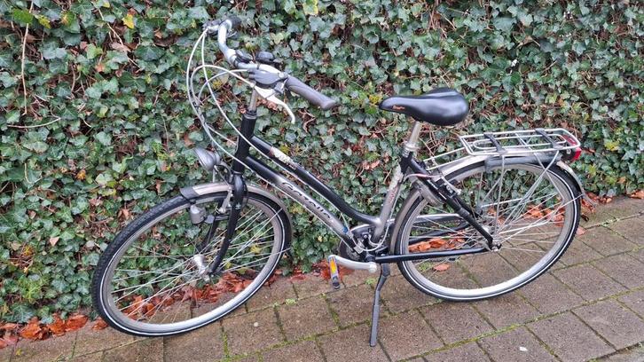 Gazelle Bahia 3x8 speed Kadermaat 49 slot met 2 sleutels, Fietsen en Brommers, Fietsen | Dames | Damesfietsen, Zo goed als nieuw