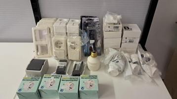 NIEUW Partij elektro spullen beschikbaar voor biedingen