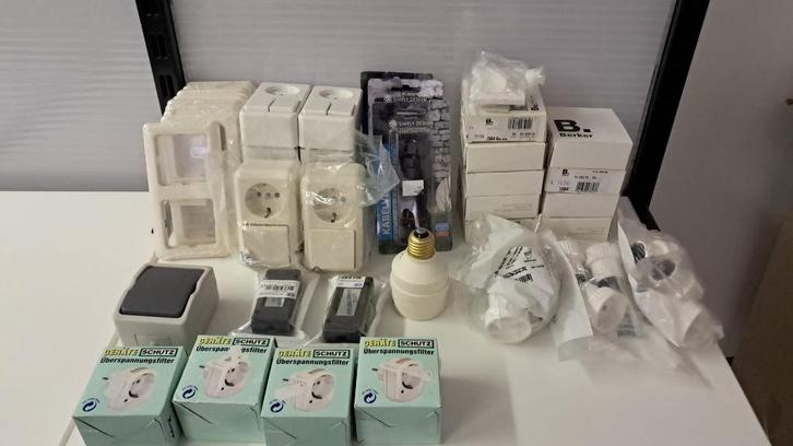 NIEUW Partij elektro spullen, Doe-het-zelf en Bouw, Elektriciteit en Kabels, Nieuw, Overige typen, Ophalen of Verzenden