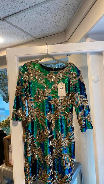 Robe de soirée neuf beschikbaar voor biedingen