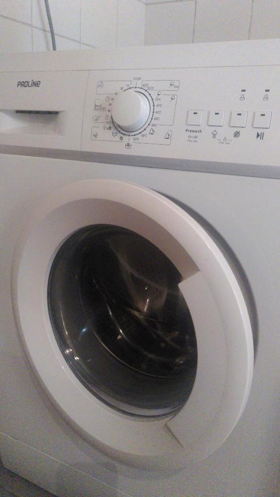 Machine à laver Proline à vendre, Electroménager, Lave-linge, Utilisé, Chargeur frontal, 4 à 6 kg, Moins de 1 200 tours, Programme court