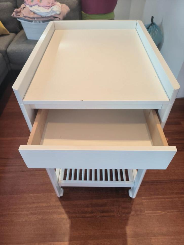 Table à langer Troll Lukas blanche, Enfants & Bébés, Bains & Soins, Utilisé, Enlèvement