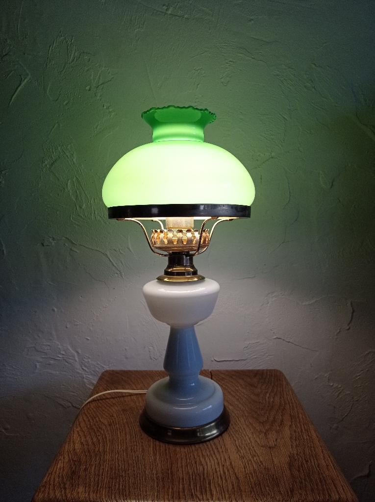 Lampe de table classique vintage, Antiquités & Art, Curiosités & Brocante, Enlèvement