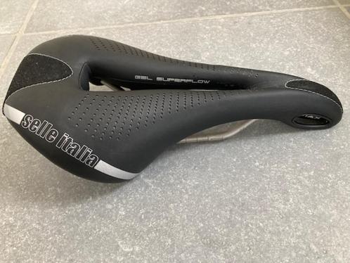 Selle Italia Max Flite Gel Superflow L3, Vélos & Vélomoteurs, Vélos Pièces, Neuf, Général, Enlèvement ou Envoi