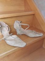 Escarpin Mano, taille 39, Vêtements | Femmes, Chaussures, Enlèvement ou Envoi, Escarpins, Comme neuf, Mano