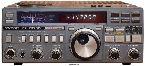 Yaesu FT757GX2 HF Transceiver 0-30MHz, Télécoms, Émetteurs & Récepteurs, Utilisé, Émetteur et Récepteur, Envoi