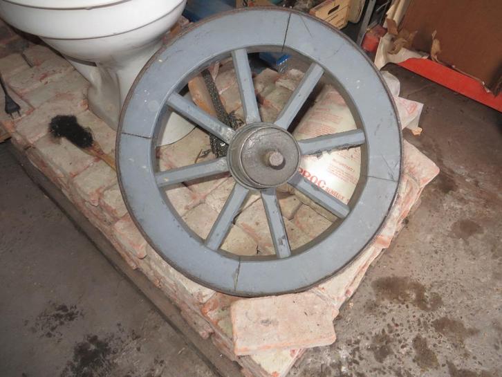 houten kruiwagen wiel, Tuin en Terras, Tuinwanddecoratie, Ophalen