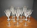 10 verres à vin anciens, trois tailles, Antiquités & Art, Enlèvement ou Envoi