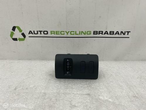 Koplamphoogteregeling Schakelaar Renault Clio 3  8200379685, Auto-onderdelen, Dashboard en Schakelaars, Renault, Gebruikt, Ophalen of Verzenden