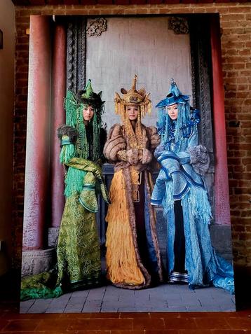 Groot kunstwerk (120x178cm) Donald Jones , aziatisch thema  beschikbaar voor biedingen