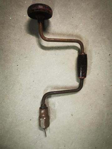 vieille chignole beschikbaar voor biedingen