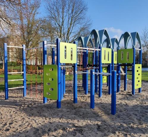 groot klimklautertoestel BOERPLAY (bwj 2017), Kinderen en Baby's, Speelgoed | Buiten | Speeltoestellen, Gebruikt, Glijbaan, Klimtouw