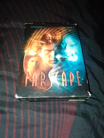 Te koop in een volledige dvd-boxset seizoen 1 vol 1 van Fars beschikbaar voor biedingen