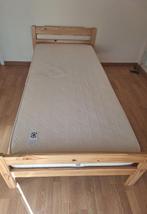 1 persoons bed met matras, Huis en Inrichting, Slaapkamer | Bedden, Ophalen, Gebruikt, 90 cm, Eenpersoons