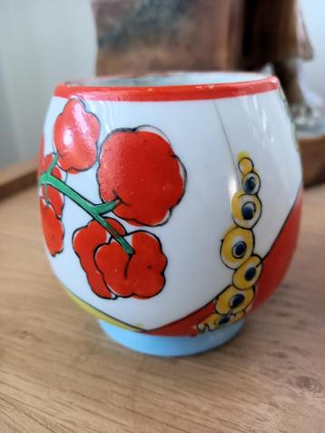 Art Deco vaasje Clarice Cliff gemarkeerd foreign voor export beschikbaar voor biedingen