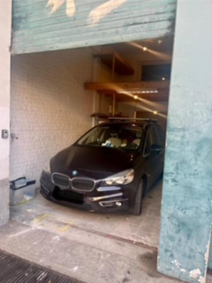 Dépôt à louer 120 m2 à Molenbeek-St-Jean, Immo, Garages en Parkeerplaatsen, Brussel