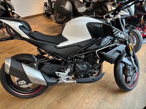 CFMOTO 450NK, Motoren, Motoren | Overige merken, Bedrijf, Naked bike, 12 t/m 35 kW, 2 cilinders, Ophalen