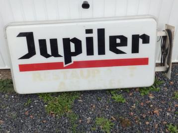 Jupiler verlicht reclamebord beschikbaar voor biedingen