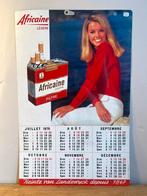 Calendrier 1976 Ducal en plastique pour cigarettes, Ophalen, Gebruikt, Reclamebord
