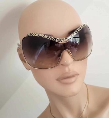 Lunettes de soleil Just Cavalli, JC504S, Enlèvement ou Envoi, Comme neuf, Lunettes