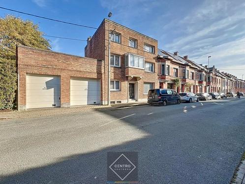 Huis te koop in Roeselare, 7 slpks, Immo, Huizen en Appartementen te koop, Vrijstaande woning