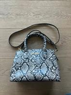 Handtas Kisses of Pearl - Kleur Tijgerprint, Handtassen en Accessoires, Tassen | Damestassen, Ophalen of Verzenden, Zo goed als nieuw