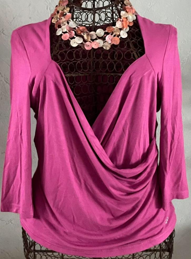 Caroline Biss 42 Mooi V-kruis aansluitend bloesje, Kleding | Dames, Blouses en Tunieken, Gedragen, Maat 42/44 (L), Paars, Ophalen of Verzenden