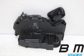 Portierslot linksachter VW Golf 7 FL 5TA839015E beschikbaar voor biedingen