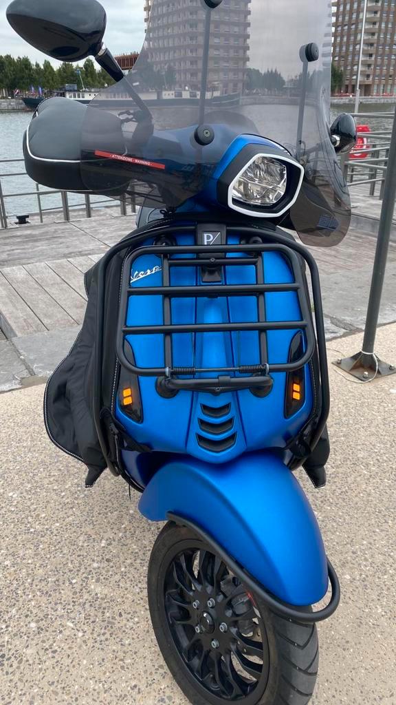 Vespa Sprint 2023 25km/h, Fietsen en Brommers, Scooters | Vespa, Zo goed als nieuw, Vespa S, Klasse A (25 km/u), Benzine, Ophalen of Verzenden