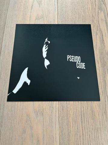 PSEUDO CODE - Light 10" * minimal synth Insane Music * NIEUW
