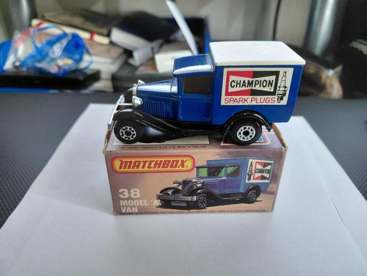Matchbox 38g Ford Model A Van L Type Box, Hobby en Vrije tijd, Modelauto's | Overige schalen, Zo goed als nieuw, Bus of Vrachtwagen
