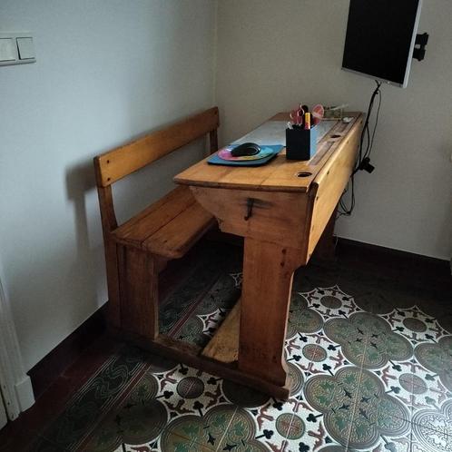 vintage lessenaar / bureau/schoolbank, Huis en Inrichting, Bureaus, Gebruikt, Bureau, Ophalen