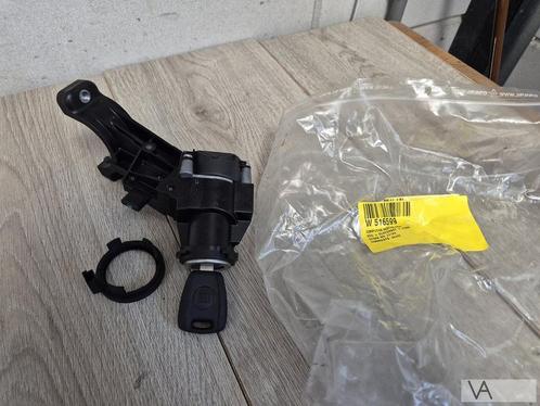 Fiat Punto evo 2009 - 2017 contactslot met sleutel €30, Auto-onderdelen, Carrosserie, Fiat, Gebruikt, Ophalen of Verzenden