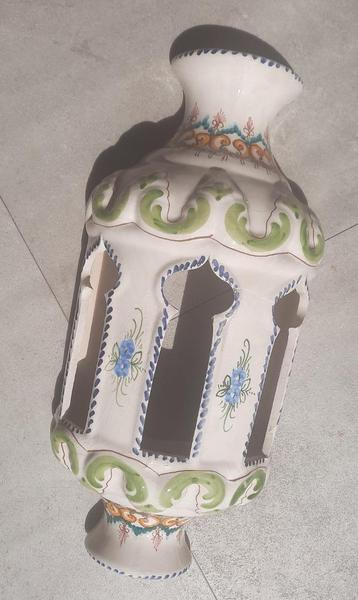 Keramische Spaans/Portugese wandlantaarn beschikbaar voor biedingen