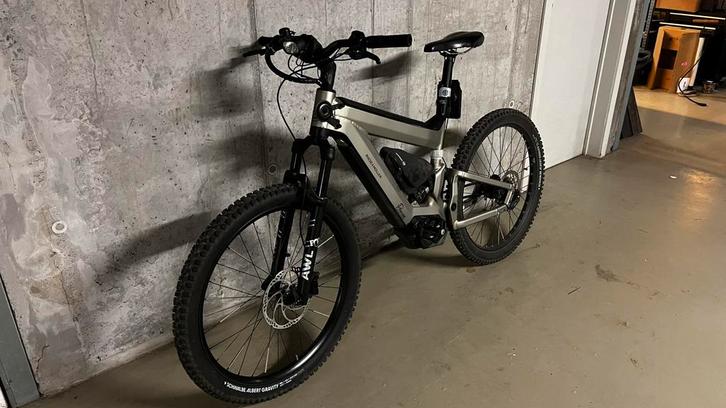 Riese & muller superdelite speed pedelec, Vélos & Vélomoteurs, Vélos électriques, Utilisé, Riese & Müller, 30 à 50 km par batterie