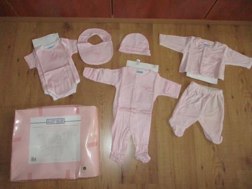 Nieuw baby setje kleding body muts vestje broek kruippak ba, Kinderen en Baby's, Babykleding | Maat 56, Nieuw, Meisje, Setje, Ophalen