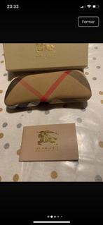 Vintage Burberry hoesje en doos, Ophalen of Verzenden, Zo goed als nieuw, Bril