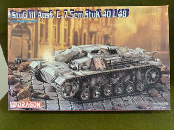 Dragon 1/35 9035 German Stug III Ausf.C with 75 Stuk 40 beschikbaar voor biedingen