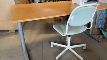bureau beschikbaar voor biedingen