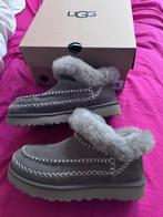 Ugg Mini Alpine 36, Kleding | Dames, Ophalen of Verzenden, Zo goed als nieuw