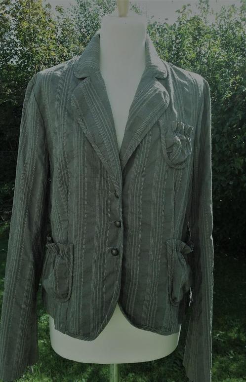 leuke dunne blazer tinten groen - khaki Cassis 40 / 42, Kleding | Dames, Jasjes, Kostuums en Pakken, Gedragen, Jasje, Maat 38/40 (M)