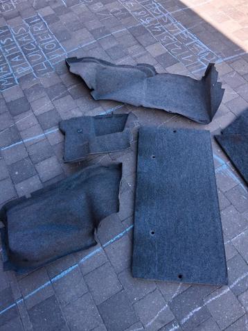 Kofferbekleding BMW e34 beschikbaar voor biedingen