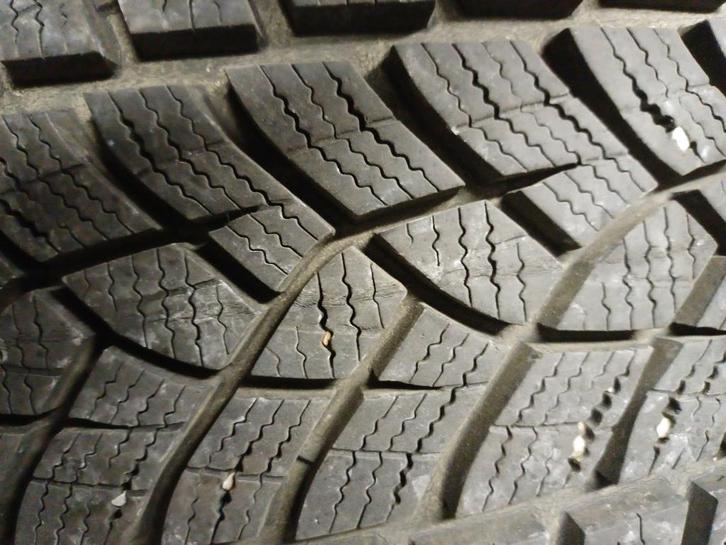 Pneus hiver sur jantes acier et enjoliveurs (de Fiat 500X), Auto-onderdelen, Banden en Velgen, Band(en), Winterbanden, 16 inch