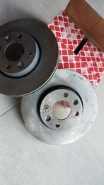 Disques de frein   Renault+ 4 pneus hiver montés  sur jantes, Enlèvement, Neuf, Renault