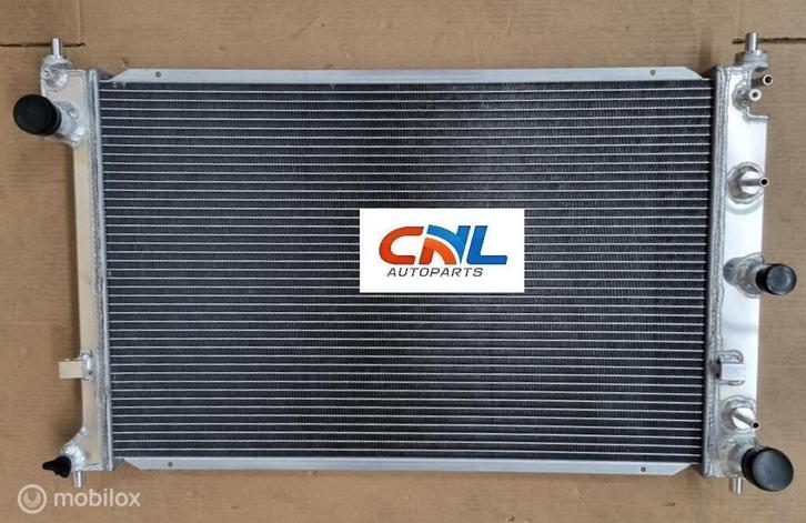 Radiateur  FORD FALCON BA 2002-9/2005 6cyl Turbo, Autos : Pièces & Accessoires, Moteurs & Accessoires, Neuf, Enlèvement ou Envoi