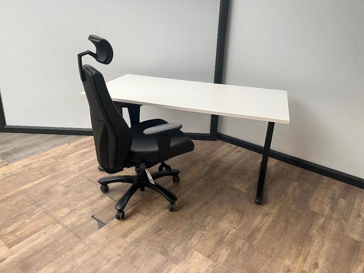 Bureau zwart – wit (160), Computers en Software, Laptoptafels, Ophalen