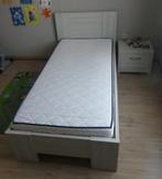 1 persoons bed + nachtkastje, Huis en Inrichting, Slaapkamer | Bedden, 90 cm, 210 cm, Eenpersoons, Zo goed als nieuw