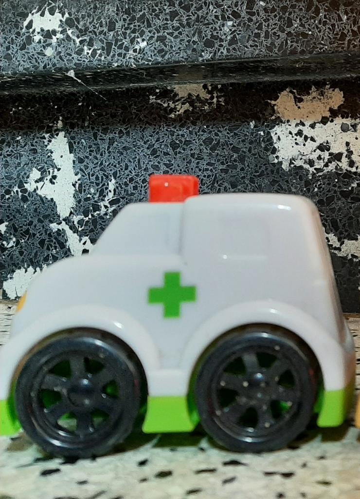 Speelgoed ambulance, Ophalen of Verzenden, Gebruikt