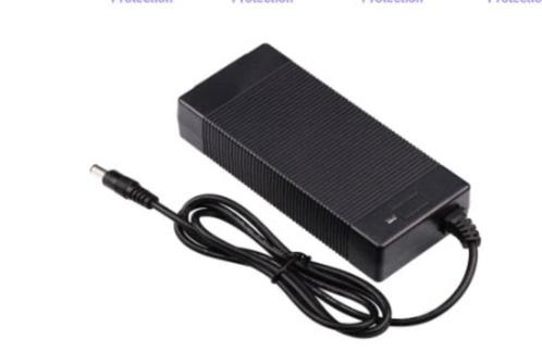 25.2V  Li-ion Batterij lader, Elektronische apparatuur, Onderdelen en Toebehoren, Nieuw, Ophalen of Verzenden